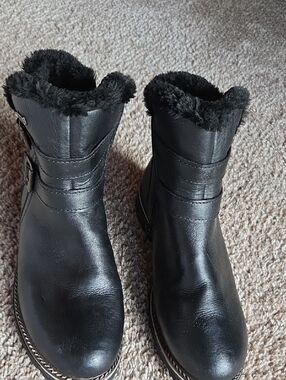 Remonte Black Faux-Fur Lined Ankle Boots